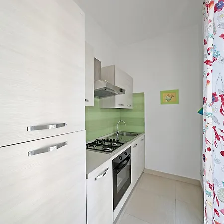 611 - Trilocale A Marcelli, Ristrutturato, Climatizzato E Con Posto Auto Interno - Inclusa Nel Prezzo Apartment