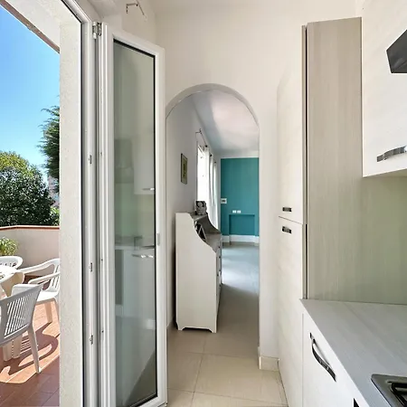 611 - Trilocale A Marcelli, Ristrutturato, Climatizzato E Con Posto Auto Interno - Inclusa Nel Prezzo Apartment *