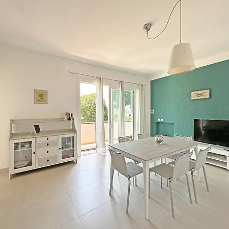 Apartment 611 - Trilocale A Marcelli, Ristrutturato, Climatizzato E Con Posto Auto Interno - Inclusa Nel Prezzo *